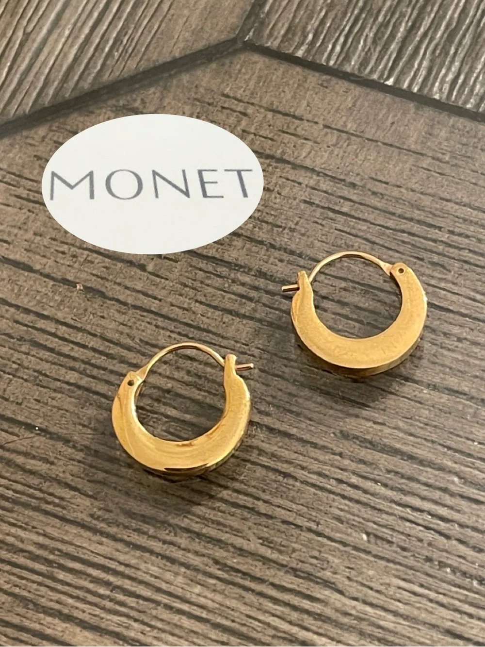 Vintage Monet Gold-tone Small Flat Hoop Earring with a Tapered Crescent Shape